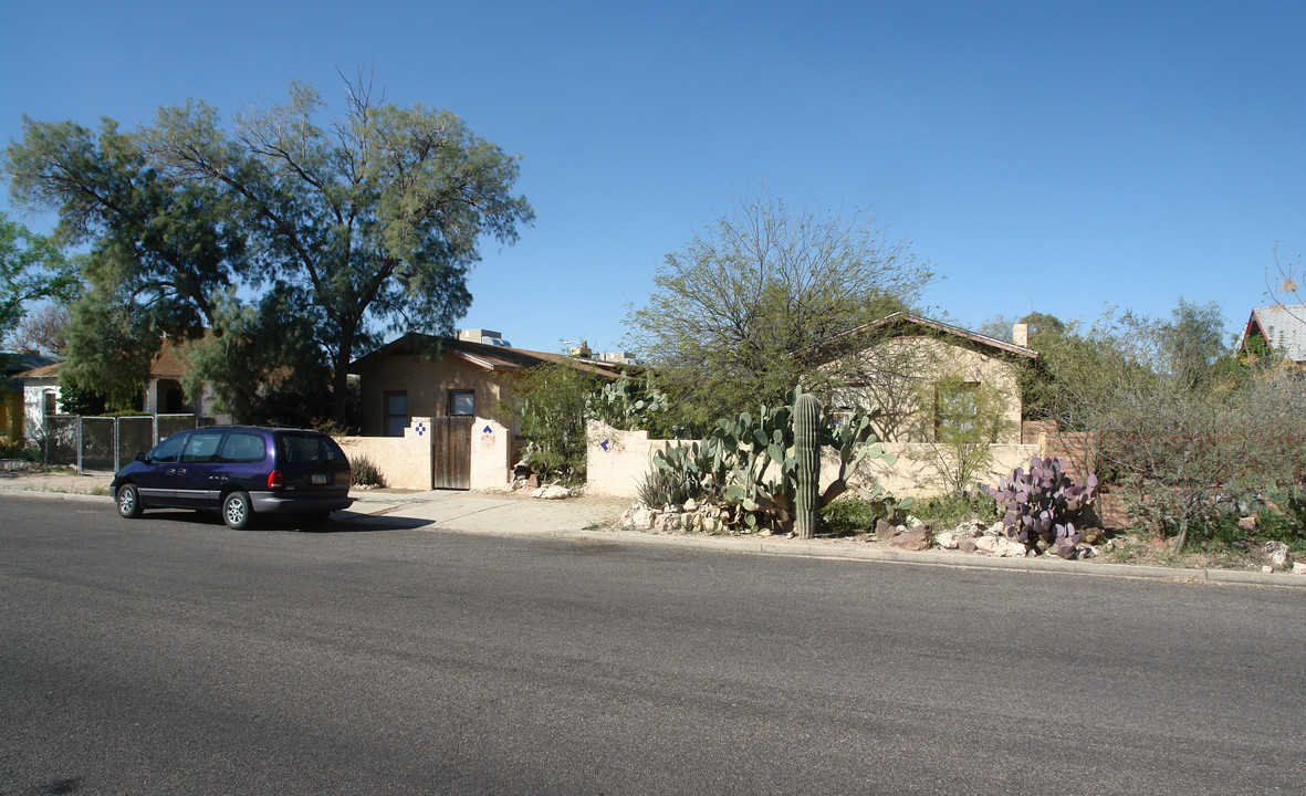 910 S 3rd Ave in Tucson, AZ - Foto de edificio