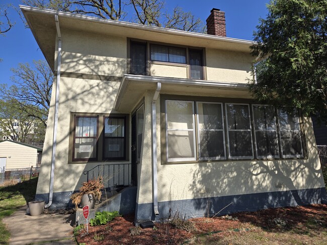 property at 1822 DuPont Ave N