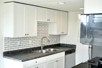 1526 W 1650 N in Layton, UT - Building Photo - Building Photo