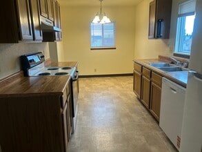 4022 Garden Ct, Unit 4024 in Cheyenne, WY - Foto de edificio - Building Photo