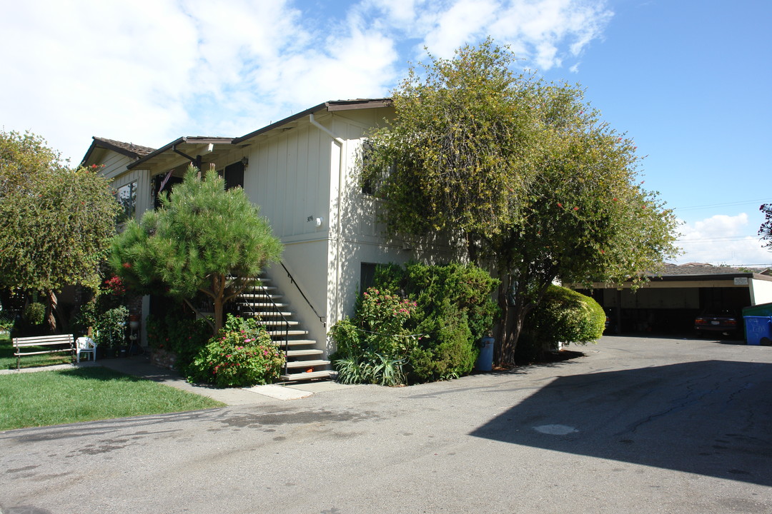 3096 Pearl Ave in San Jose, CA - Building Photo