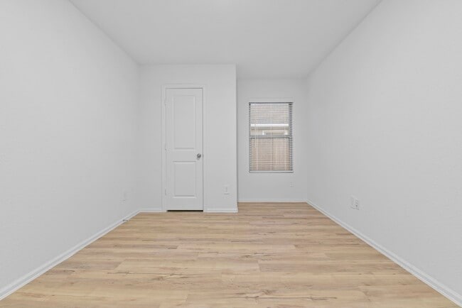 property at 22156 Juniper Crossing Dr