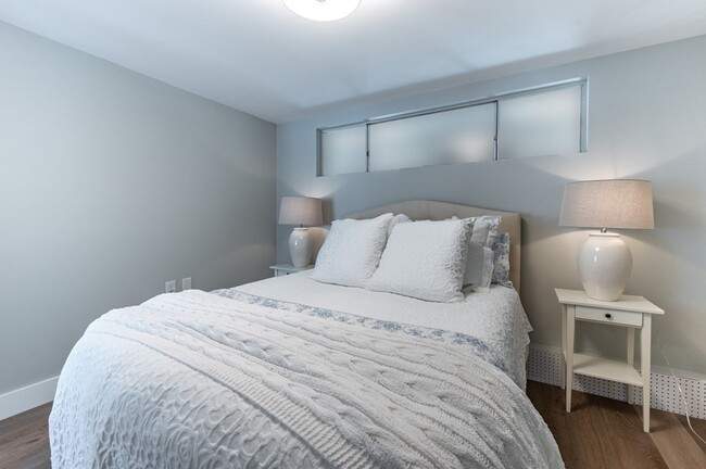 123 Sewall Ave, Unit 1G