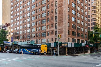 Timston in New York, NY - Foto de edificio - Building Photo