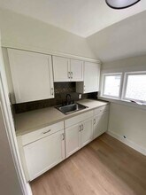 961 Douglas St NW in Grand Rapids, MI - Building Photo - Building Photo