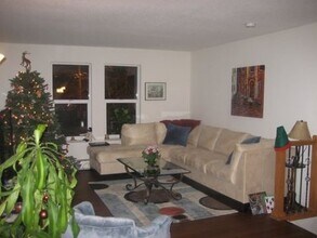 350 S Clarkson St in Denver, CO - Building Photo - Building Photo