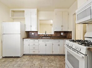 5236 Marconi Ave in Carmichael, CA - Building Photo - Building Photo