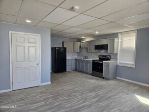 38 Main St in Ravena, NY - Building Photo - Building Photo