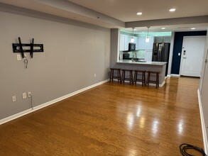 350 G St SW in Washington, DC - Building Photo - Building Photo