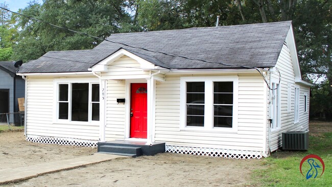 property at 205 N 8th St