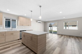 1717 S Selkirk St in Spokane Valley, WA - Building Photo - Building Photo
