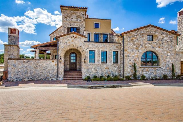 property at 5 Cardona Dr