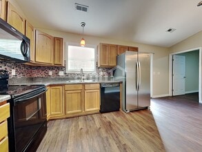 617 Drakewood Rd in Knoxville, TN - Building Photo - Building Photo