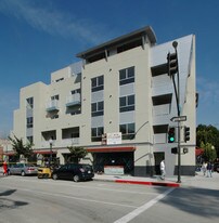 155-169 W Green St in Pasadena, CA - Building Photo