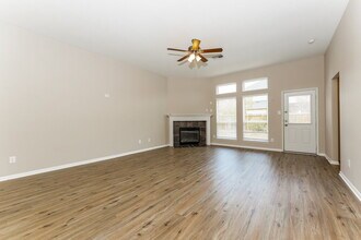 9957 Yearling Pl in Conroe, TX - Building Photo - Building Photo