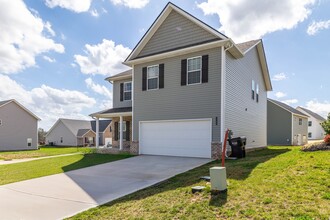 7703 Honey Oaks Rd in Corryton, TN - Building Photo - Building Photo