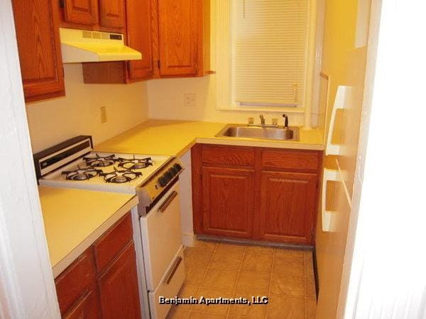 property at 463 Park Dr