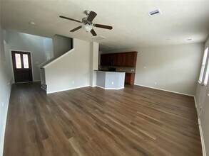 279 Bloomhill Pl in Magnolia, TX - Building Photo - Building Photo