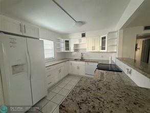 200 SW 132nd Way in Pembroke Pines, FL - Building Photo - Building Photo