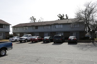 Century Oaks Apartments in Greenville, SC - Building Photo - Building Photo