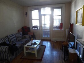 45 Ashford St, Unit 9 in Boston, MA - Foto de edificio - Building Photo