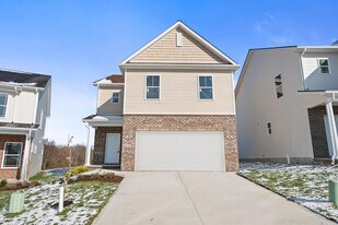 108 Lambert Fld in Nicholasville, KY - Building Photo