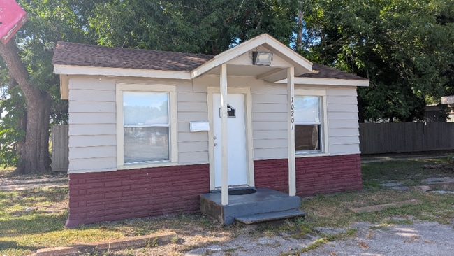 1020 State Hwy 3 in La Marque, TX - Building Photo - Building Photo