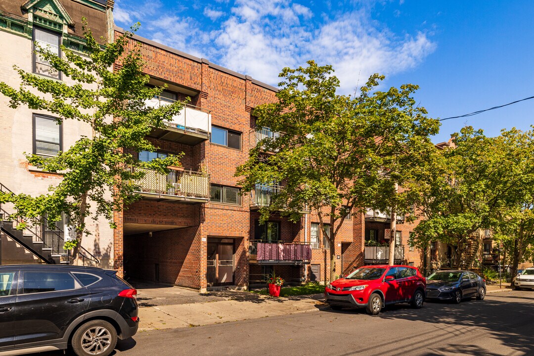 1605-1607 De Champlain Rue in Montréal, QC - Building Photo