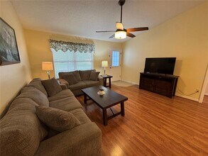 2524 English Ivy Cir in the Villages, FL - Building Photo - Building Photo