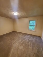 1419 Geneva St in Racine, WI - Building Photo - Building Photo