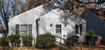 2034 Walker Ave in Greensboro, NC - Building Photo