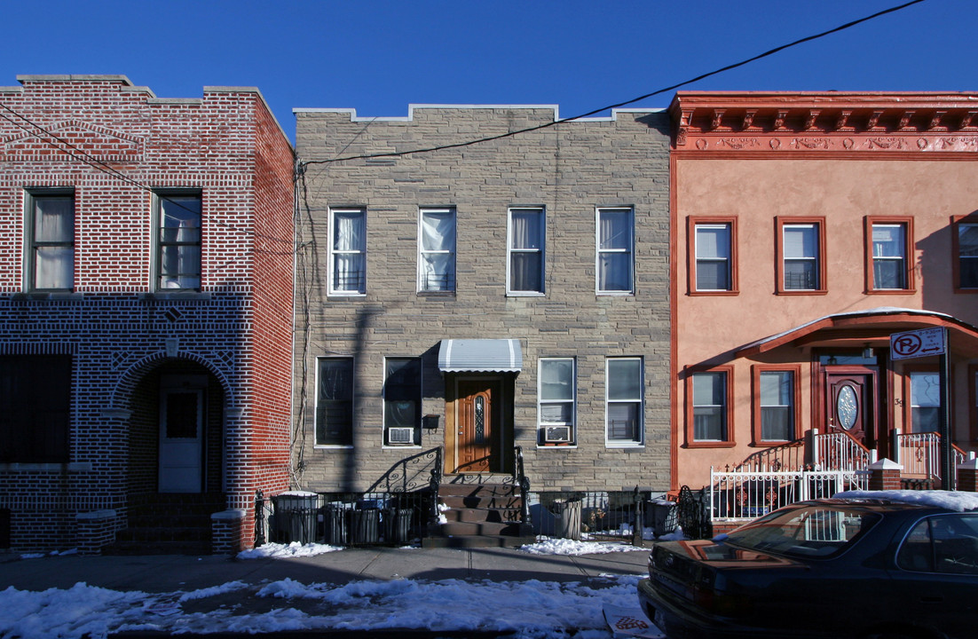 37 Hill St in Brooklyn, NY - Building Photo