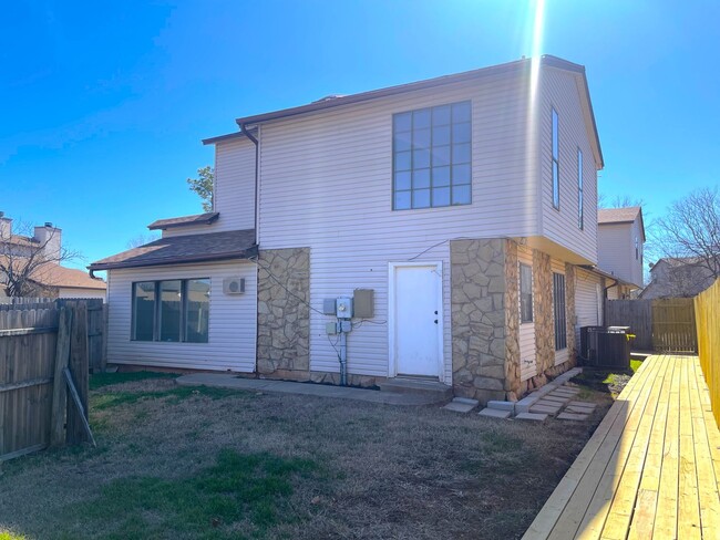 property at 11511 Stagecoach Trail