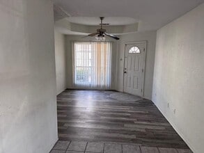 2541-2551-2551 E Price St in Paris, TX - Building Photo - Building Photo