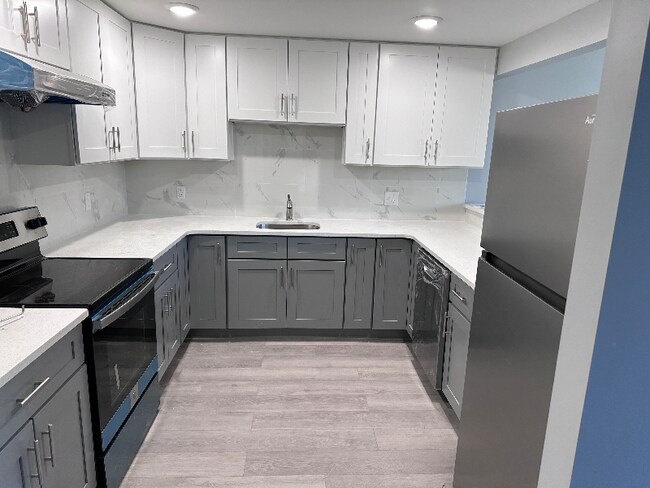 140 S Easton Rd in Glenside, PA - Building Photo - Building Photo