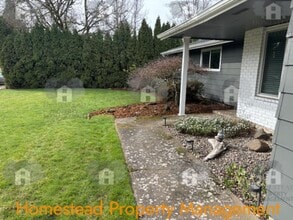 5327 Queens Ave NE in Keizer, OR - Building Photo - Building Photo