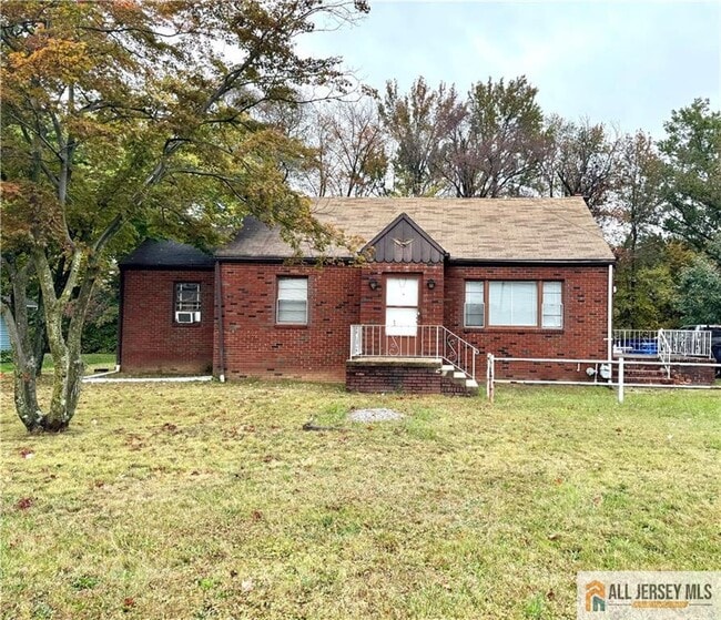property at 1867 US-130