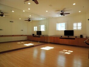 3165 NE 184th St, Unit 6301 in Aventura, FL - Building Photo - Building Photo