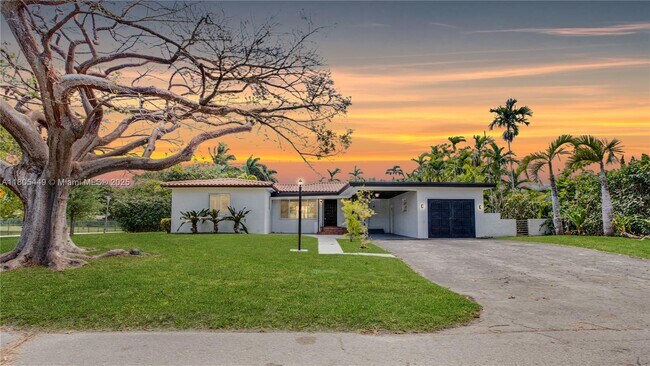 690 NE 51st St in Miami, FL - Building Photo - Building Photo