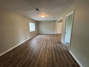 402 Poplar in La Marque, TX - Building Photo - Building Photo