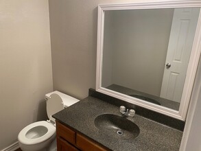 1610 Sun Valley Dr in Cleburne, TX - Building Photo - Building Photo