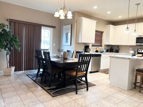 1694 Wedgewood Pl in Avon, IN - Building Photo - Building Photo