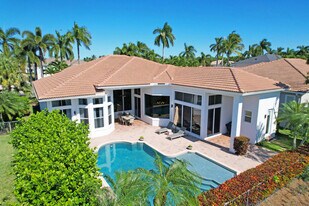 528 Les Jardin Dr in Palm Beach Gardens, FL - Building Photo