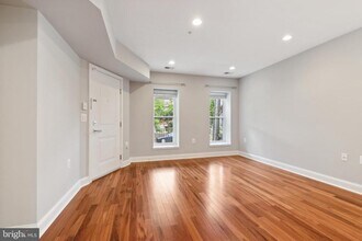 64 W St NW in Washington, DC - Building Photo - Building Photo