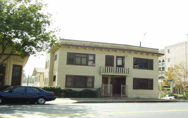 1424-1428 W Temple St in Los Angeles, CA - Building Photo