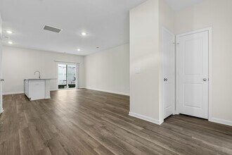 713 Wild Duck Ln in Columbia, SC - Building Photo - Building Photo