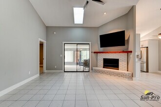 700 Pine Shores Cir in New Smyrna Beach, FL - Building Photo - Building Photo