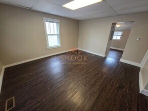 912 Roberts St in Lafayette, IN - Foto de edificio - Building Photo