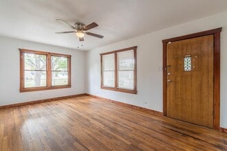 129 Koehler Ct in San Antonio, TX - Building Photo - Building Photo