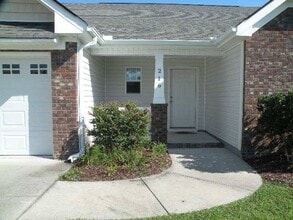 216 Kestrel Ct in New Bern, NC - Building Photo - Building Photo